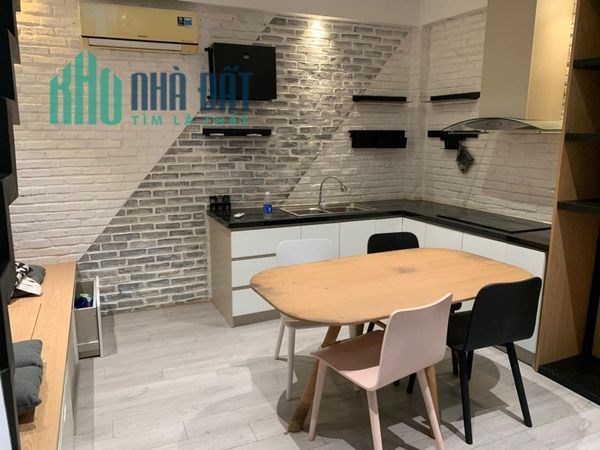 BÁN NHÀ GẦN CHỢ TÂN ĐỊNH, 2 TẦNG, 24M2, 3.X TỶ