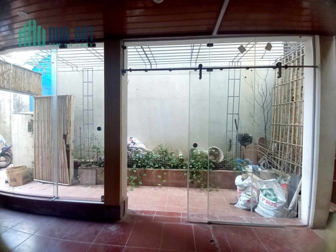 Bán đất tặng nhà Xuân Đỉnh, 47m2, mt6m, chỉ 3.6tỷ, gần ô tô.