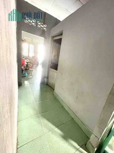 Bán Nhà Gần Lê Văn Việt Tăng Nhơn Phú A 70m2_5.5x12.5, Hẻm Xe Tải Chỉ Nhỉnh 3 Tỷ