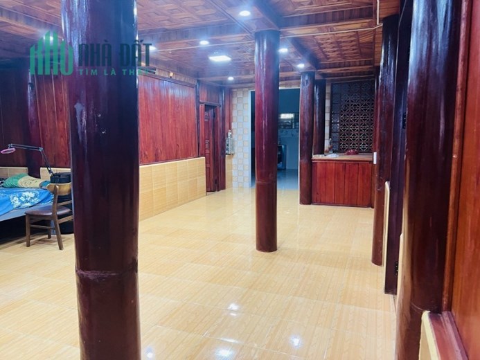 Bán đát tặng Nhà Hàng, Cẩm Lệ, 350m2, gần Cầu vượt Hoà Cẩm, nhỉnh 6 tỷ