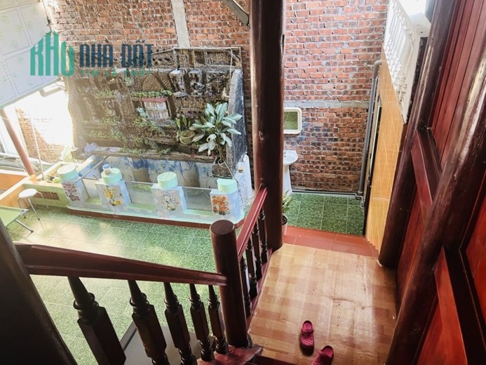 Bán đát tặng Nhà Hàng, Cẩm Lệ, 350m2, gần Cầu vượt Hoà Cẩm, nhỉnh 6 tỷ