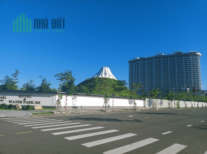 Bán Lô góc Biệt thự Sát biển Xuân Tiều, kế bến Mikazuki, 170m2, mặt tiền 12m, chỉ 6 tỷ