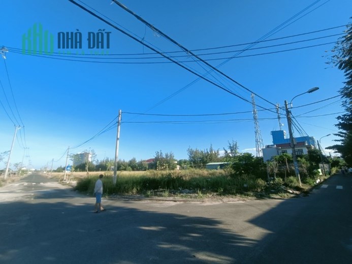 Bán Lô góc Biệt thự Sát biển Xuân Tiều, kế bến Mikazuki, 170m2, mặt tiền 12m, chỉ 6 tỷ