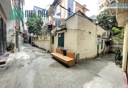 Bán nhà Lô góc Lê Đình Lý, gần phố, ô tô, 70m2, mặt tiền 5.5m, nhỉnh 2 tỷ