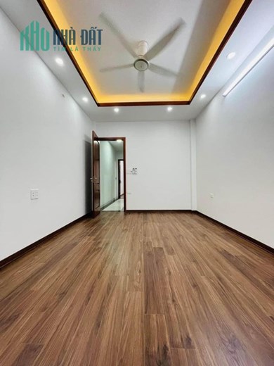 Xây Ở Nhưng Vì Cần Tiền, Bán Nhà Ngô Gia Tự, Long Biên 48m2, 4T chỉ 3,45 tỷ (xây độc lập)