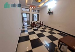 Cho thuê nhà, HGĐ, Đội Cấn 65m2, 3T, 3N, 12 tr, Ba Đình.