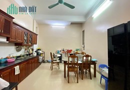 Nhà Văn Quán, Hà Đông DTSD 43m2 x 4 tầng. Phân lô, nhà 2 mặt ngõ ô tô tránh 50m. Hưởng trọn tiện