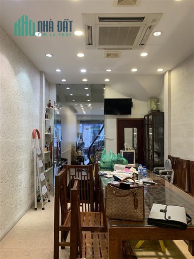 Bán Nhà Mặt Phố Trung Liệt Quận Đống Đa. 52m Xây 5 Tầng Nhỉnh 17 Tỷ. Cam Kết Ảnh Thật Mô Tả Chính