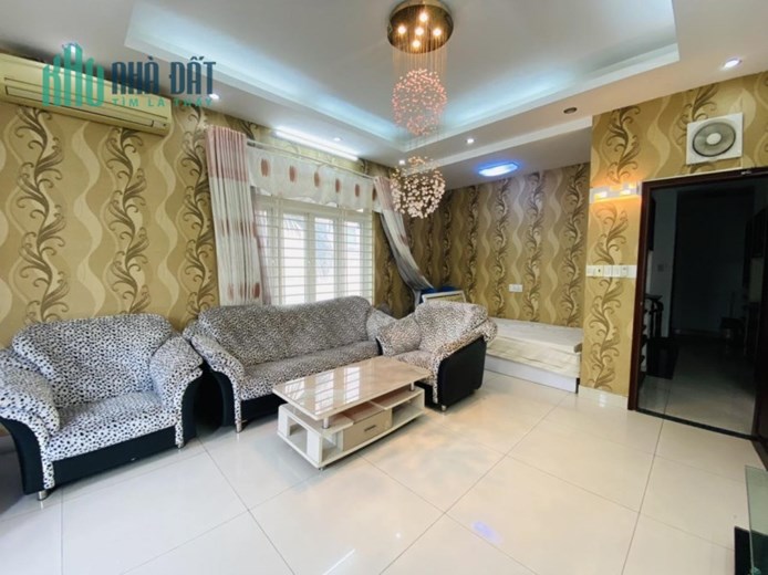 ĐỊNH CƯ MỸ BÁN NHÀ GẤP KHU VIP NẰM GIỮA QUẬN 1 VÀ QUẬN 7 - TOÀN BIỆT THỰ ĐẲNG CẤP - BIỆT THỰ SIÊU