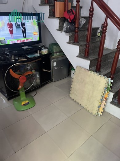 ♥ 1.3x tỷ nhà Lý Thái Tổ cách đường 30m, Góc kiệt thông, 2 tầng