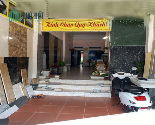 Mặt phố Hà Huy Tập, Yên Viên, vỉa hè kinh doanh, đông đúc, 75m, mặt tiền: 4m, 3 tỷ 2