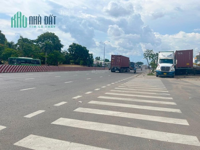 CỰC HIẾM CHÍNH CHỦ BÁN ĐẤT VINCOM DĨ AN- VỊ TRÍ ĐẸP 2 MẶT TIỀN ĐƯỜNG D2A- NGÃ TƯ 550