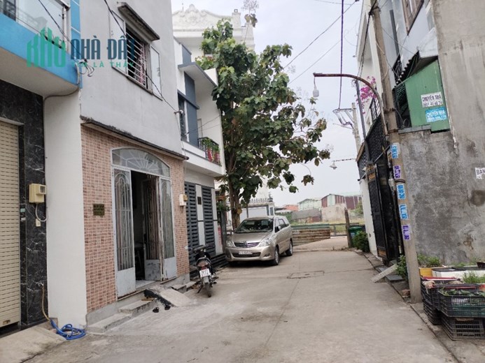 BÁN GẤP Nhà Gần Chợ Bình Thành HXH Đỗ cửa 54m2 , 2 Tầng Nhỉnh 3 tỷ