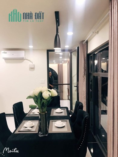 Bán nhà đẹp hiện đại 4 tầng đường Nhiêu Tứ, p7, Phú nhuận ,giá tốt 