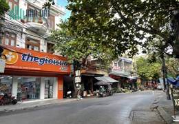 Bán đất tặng nhà mặt phố  Trần Huy  Liêu - Tp Nam Định.