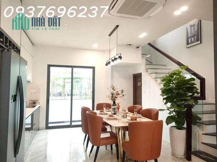 Nhà mới xây 2 lầu ngã tư Bình Chuẩn,Thuận An,Bình Dương chỉ 999 triệu nhận nhà