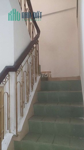 Cần sang gấp lại mặt bằng Lê Văn Việt sầm uất Q9