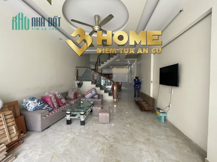 VC154. CHO THUÊ NHÀ MẶT NGÕ Văn Cao/ FULLY FUNISHED HOUSE FOR RENT IN VAN CAO