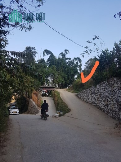 Cắt lỗ lô đất thích hợp làm homestay gần trung tâm Sapa