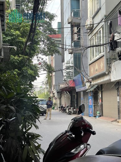 bán nhà Gấp 60m2 chỉ 8 tỷ tại Hai Bà Trưng KIm Ngưu vỉa hè ô tô tránh kinh doanh cửa hàng
