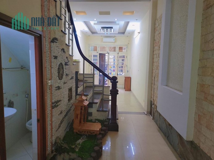 Bán nhà riêng Nguyễn Thị Định 50m2 giá 15 tỷ phân lô , ô tô tránh , kinh doanh , spa, văn phòng ..