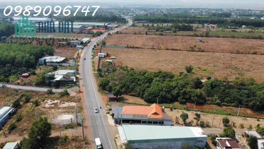 BÁN ĐẤT CHÍNH CHỦ * Em cần bán 2 lô góc chính chủ của em và 3 lô liền kề Sếp em