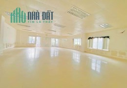 Cho thuê nhà 5 tầng mặt tiền Hoàng Diệu - ngang 10m