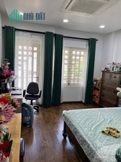 Biệt Thự 3 Lầu. 10m x 21m, khu Sông Đà, P. Hiệp Bình Chánh Thủ Đức