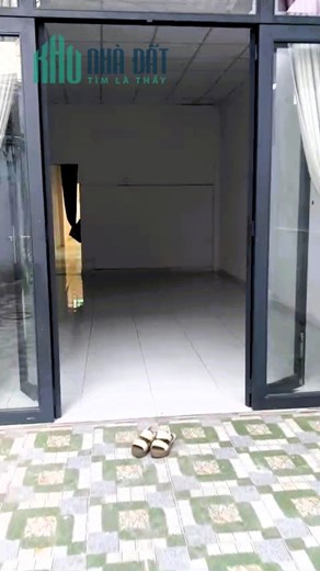 Cho thuê nhà nguyên căn 110m2 có sân để ô tô 2pn đường Lê Văn Chí Linh Trung