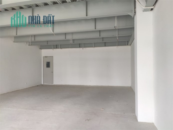 cho thuê kho chung chuyển chuỗi cung ứng hàng hóa, kho lưu dt đa dạng, PC tự động