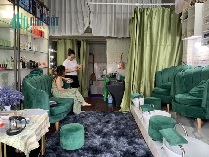 Quận Thủ Đức , HOT HOT NHANH CÒN ! Sang Gấp Salon Nail Gía Rẻ Chỉ 49 tr , MB thuê Rẻ chỉ 5 tr /