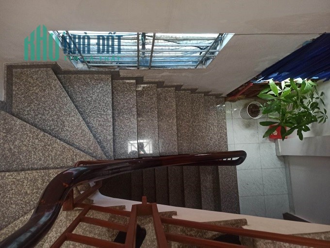 Nhà MT KD đường Nguyễn Trọng Lội, P4, Tân Bình, 100m2, 4 tầng, bán gấp, rẻ hơn HXH