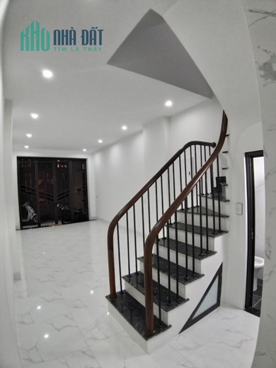 CỰC HIẾM TẠI XUÂN THỦY – KHU PHÂN LÔ – NGÕ THÔNG OTO VÀO NHÀ – 2 MẶT TIỀN KINH DOANH – THANG MÁY –
