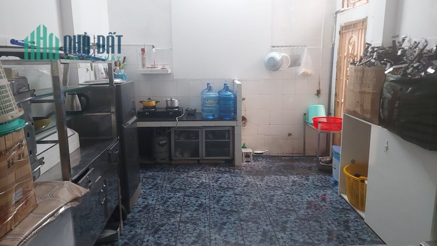 chính chủ Cần sang gấp lại mặt bằng Lê Văn Việt sầm uất Q9