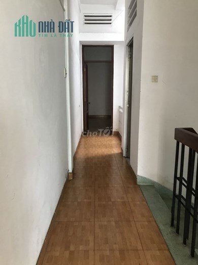 Nhà MTKD đường CMT8 - 3 tầng 8 phòng