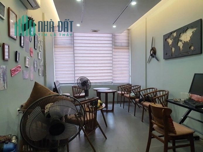 Bán Nhà Mặt Phố Quốc Tử Giám Quận Đống Đa. 30m Nhỉnh 15 Tỷ. Cam Kết Ảnh Thật Mô Tả Chính Xác. Chủ