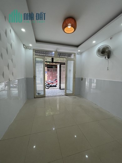 NHÀ ĐẸP - LÊ VĂN QUỚI - KHU 4 XÃ - 62m2 - HẺM XE HƠI - 3 PHÒNG NGỦ - CHỈ 4.8 TỶ TL