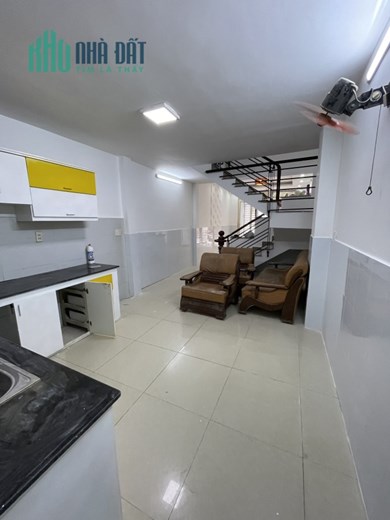 NHÀ ĐẸP - LÊ VĂN QUỚI - KHU 4 XÃ - 62m2 - HẺM XE HƠI - 3 PHÒNG NGỦ - CHỈ 4.8 TỶ TL