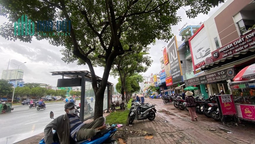Bán nhà MT Điện Biên Phủ ngay ngã tư Hàng Xanh, 5.1x21m, 6 Tầng, 11 PN, 28.9 tỷ.