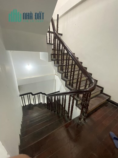 Nhà mặt phố Nguyễn Khang, Cầu Giấy 62m2 6tầng MT4.5m vỉa hè rộng kinh doanh, ô chờ thang máy giá