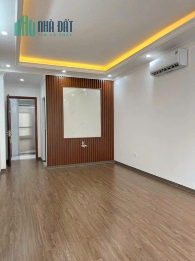 Bán Nhà Nguyễn Khang, Cầu Giấy- lô góc 2 thoáng, Nhà Đẹp