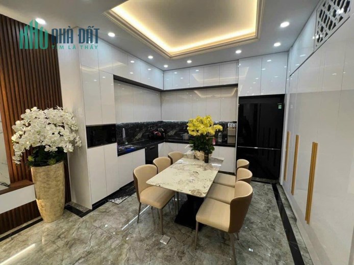 Bán Nhà Tô Hiệu, Cầu Giấy, Căn Góc Đẹp, Giá 12,6 tỷ