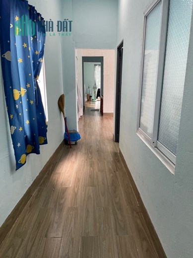 ♣ Nhà Huỳnh Ngọc Huệ, sau lưng Mặt Tiền, Ô tô đậu, 90m2, 3.x tỷ