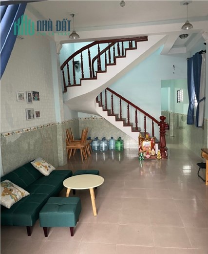 ♣ Nhà Huỳnh Ngọc Huệ, sau lưng Mặt Tiền, Ô tô đậu, 90m2, 3.x tỷ