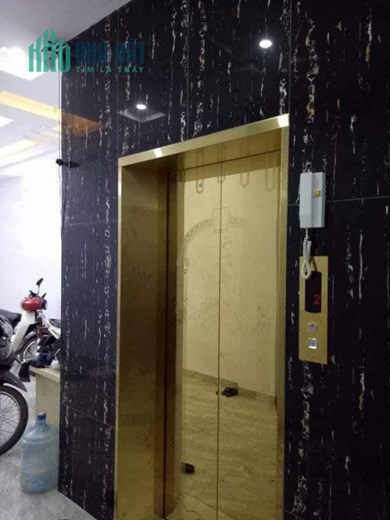 Bán tòa Apartment 81m 9 tầng thang máy MT4m phố Nguyễn Thị Định khu vực sầm uất kinh doanh lý tưởng