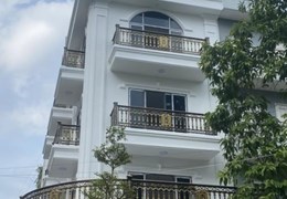 Cho thuê nhà chính chủ Mới căn góc 86m2x5T- KD, VP, Cát Linh-18tr