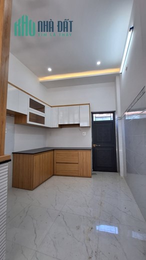 bán nhà mới hoàn thiện . đường hùng vương. tp quy nhơn