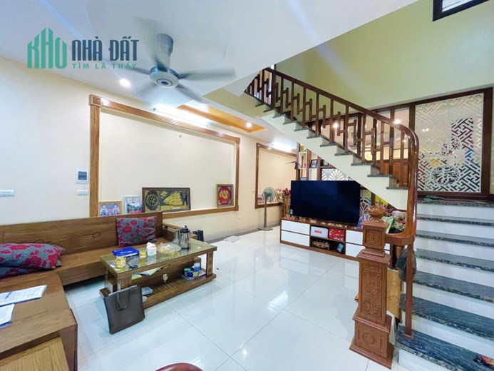 Bán GẤP nhà MẶT PHỐ Quang Trung, Hà Đông, 52m2 KINH DOANH Giá RẺ!