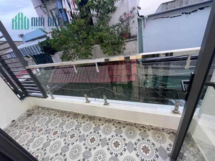 TÔI CHÍNH CHỦ BÁN NHÀ MỚI XÂY 2 TẦNG, CÁCH HXH 30M, DIỆN TÍCH SD 64M2, FULL NỘI THẤT XỊN NHẬP KHẨU,