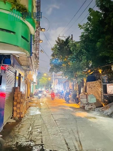 Bán nhà HXH kinh doanh Đinh Tiên Hoàng - giáp Quận 1, DT: 4x14m, 2 T - 2 PN, 6.5 tỷ